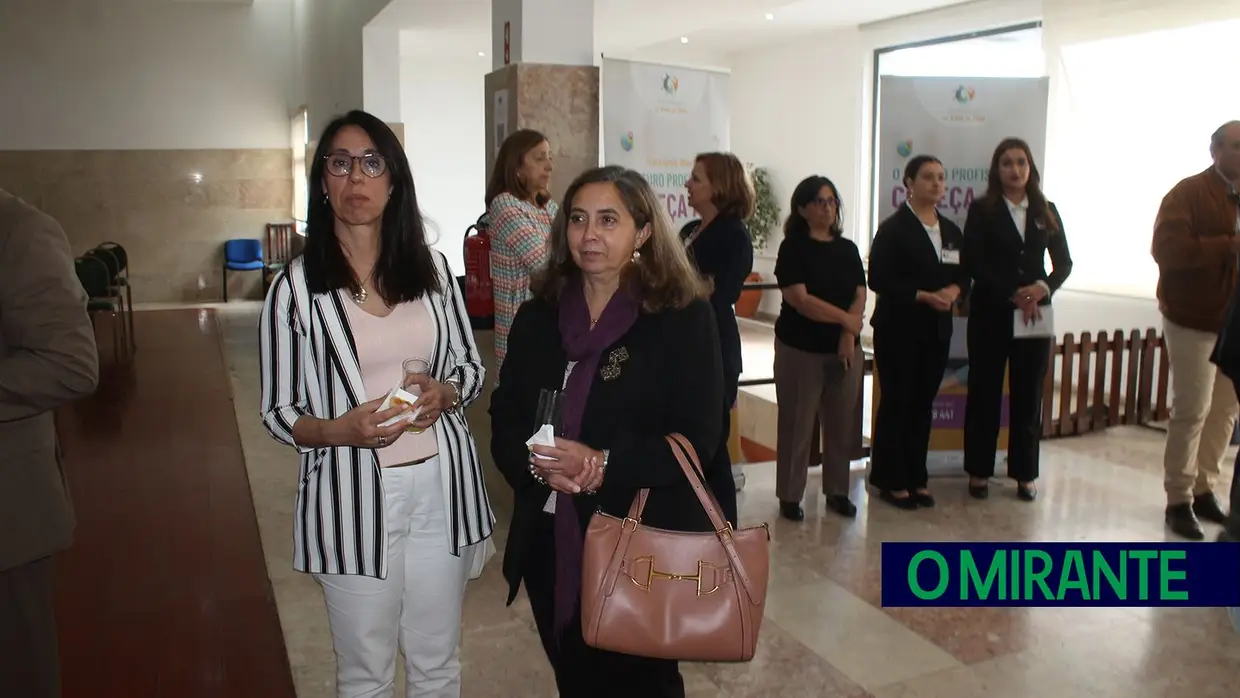 Ausência de autarcas criticada em conferência da SEDES em Santarém