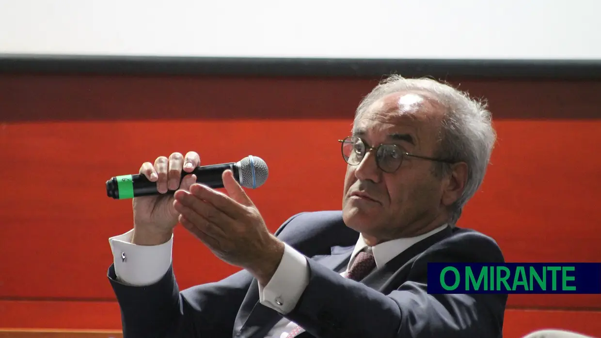 Ausência de autarcas criticada em conferência da SEDES em Santarém