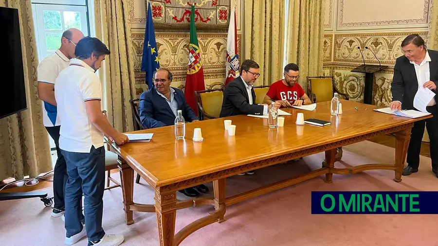 420 mil euros para apoiar clubes desportivos de Santarém 420 mil euros para apoiar clubes desportivos de Santarém