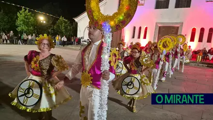 Benavente saiu à rua para ver desfilar as marchas populares