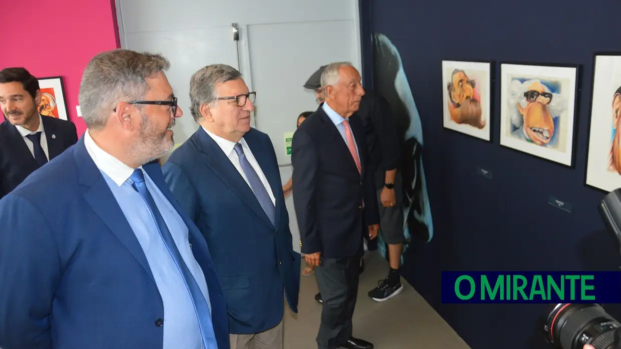 Os melhores cartoons de António evocados em exposição em VFX