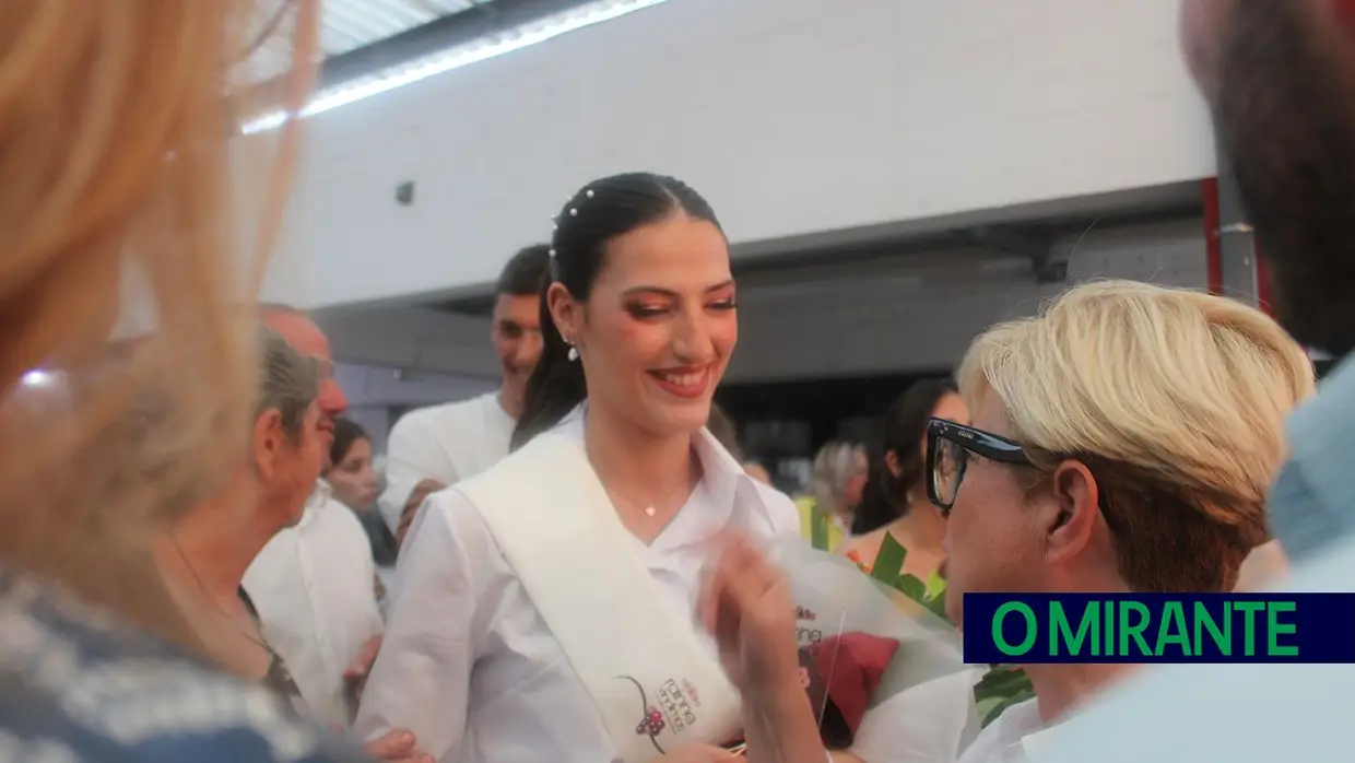 Nervos e emoção na eleição da Rainha das Vindimas de Azambuja