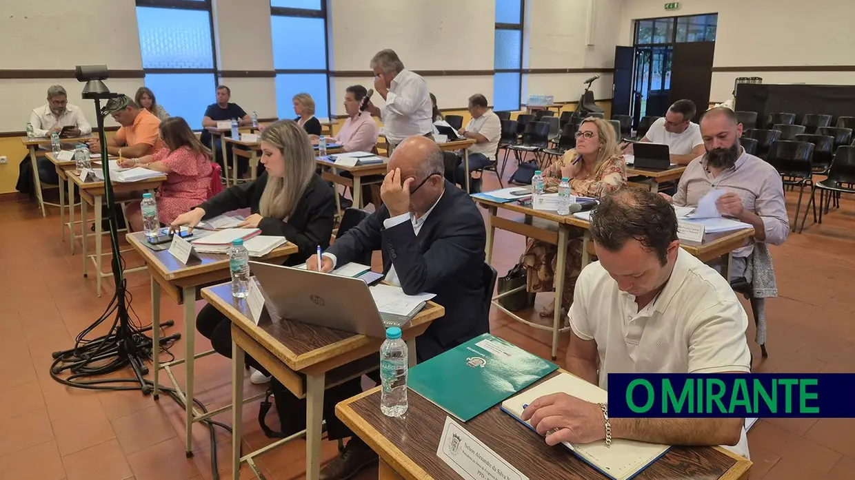 Câmara de Benavente avalia recorrer da decisão do tribunal no caso Portucale