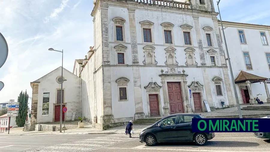 Igreja do antigo hospital de Santarém continua fechada e já não reabre este ano Igreja do antigo hospital de Santarém continua fechada e já não reabre este ano