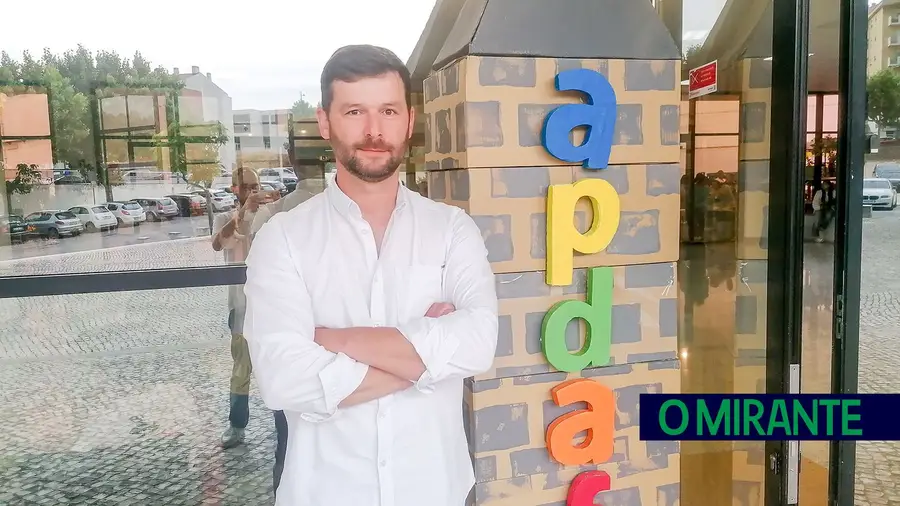 Ourém tem uma associação que apoia meio milhar de famílias Ourém tem uma associação que apoia meio milhar de famílias
