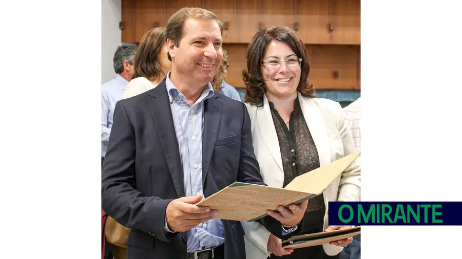 Fátima Galhardo e Nuno Azevedo são candidatos à concelhia do PS de Coruche