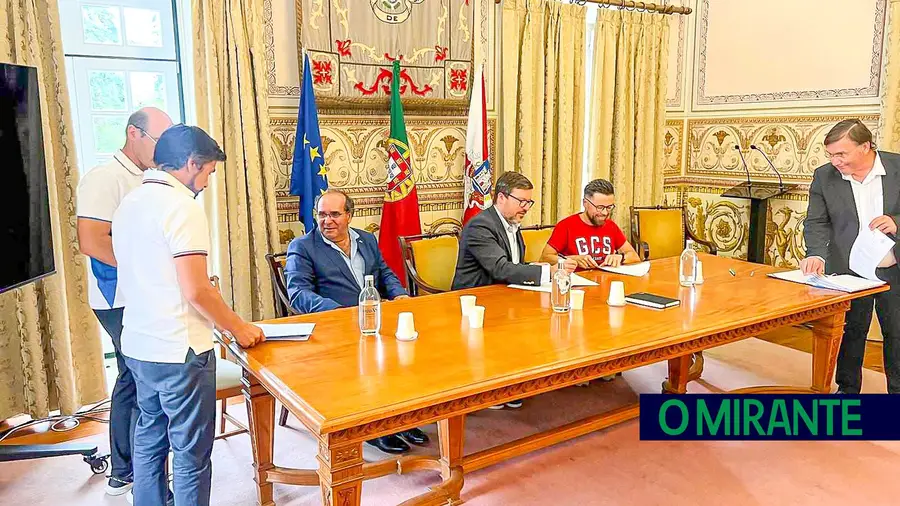 420 mil euros para apoiar clubes desportivos de Santarém 420 mil euros para apoiar clubes desportivos de Santarém