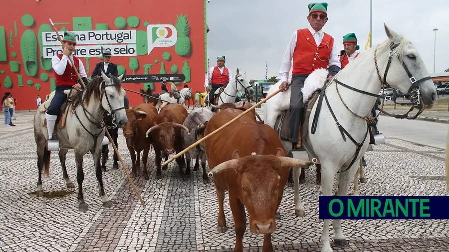 Assembleia da República congratula Feira Nacional de Agricultura pelo 60.º aniversário Assembleia da República congratula Feira Nacional de Agricultura pelo 60.º aniversário