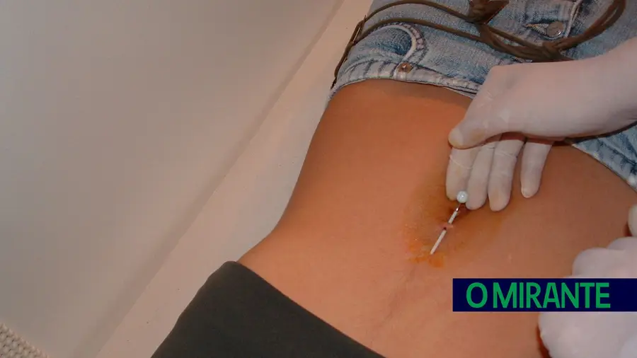 O piercing continua na moda