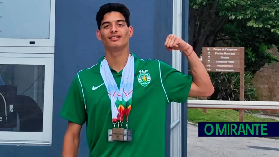 Rafael Picoto medalhado quatro vezes no nacional de natação adaptada Rafael Picoto medalhado quatro vezes no nacional de natação adaptada