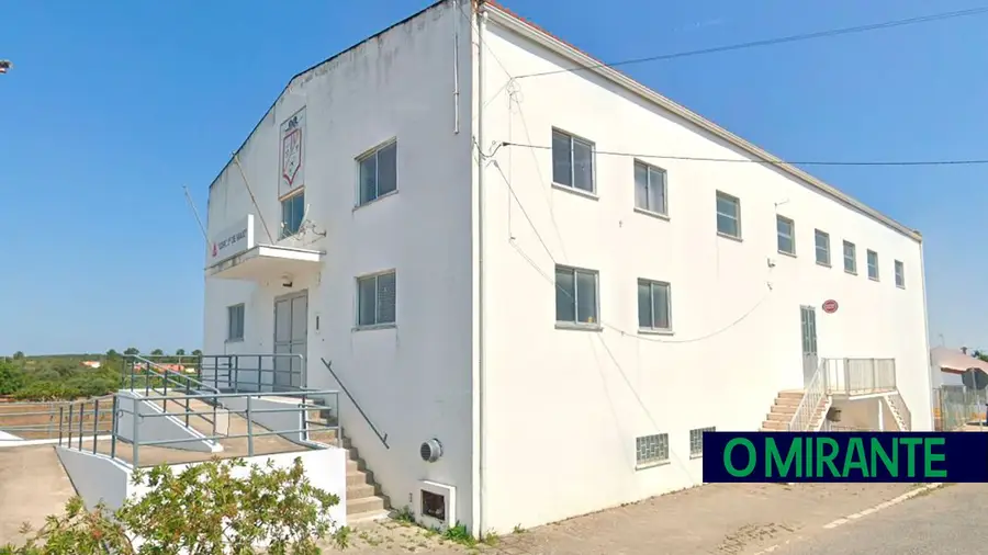 Associações de Casal da Charneca e Romeira com apoio municipal para obras Associações de Casal da Charneca e Romeira com apoio municipal para obras