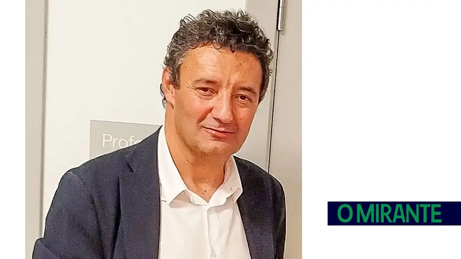 Agrupamento de Escolas Marcelino Mesquita do Cartaxo: ambição sempre maior que o aperto Agrupamento de Escolas Marcelino Mesquita do Cartaxo: ambição sempre maior que o aperto