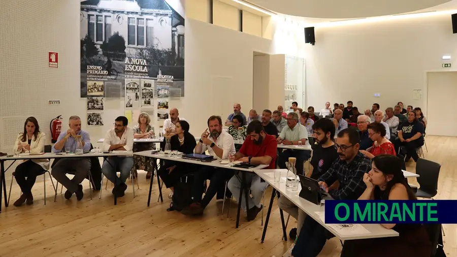 Salvaterra tem meio milhão investido em habitações e ainda não recebeu dinheiro do IHRU Salvaterra tem meio milhão investido em habitações e ainda não recebeu dinheiro do IHRU