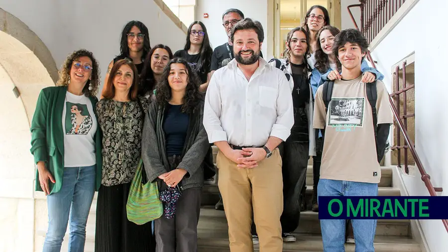 Alunos mostram a sua arte pelo centro histórico de Tomar Alunos mostram a sua arte pelo centro histórico de Tomar