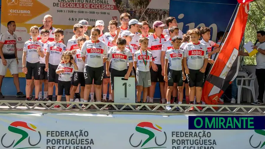 Águias de Alpiarça vence Encontro de Escolas de Ciclismo em BTT Águias de Alpiarça vence Encontro de Escolas de Ciclismo em BTT