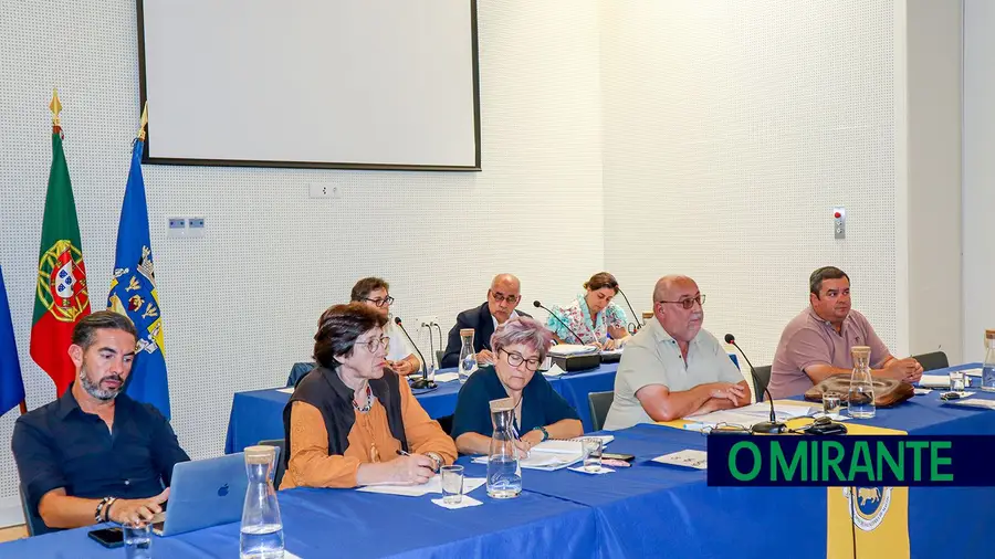Salvaterra tem meio milhão investido em habitações e ainda não recebeu dinheiro do IHRU Salvaterra tem meio milhão investido em habitações e ainda não recebeu dinheiro do IHRU