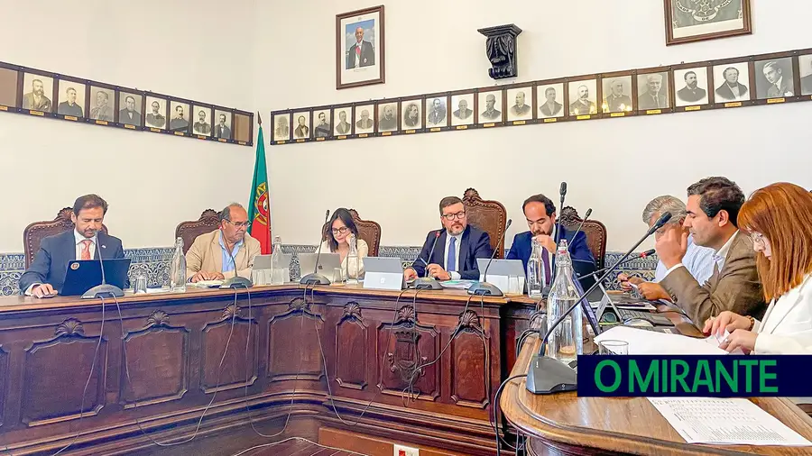 Santarém com luz verde do Tribunal de Contas para pedir 12 milhões à banca e avançar com obras Santarém com luz verde do Tribunal de Contas para pedir 12 milhões à banca e avançar com obras