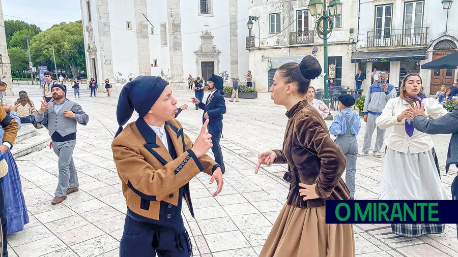 As danças e cantares tradicionais vão animar o centro histórico de Santarém