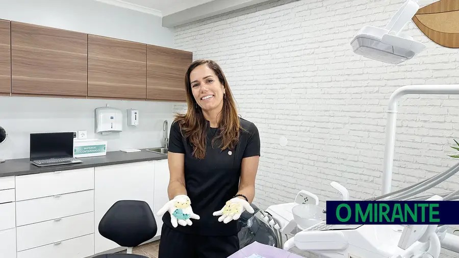 DecorSorriso há oito anos a devolver o sorriso e a auto-estima aos pacientes DecorSorriso há oito anos a devolver o sorriso e a auto-estima aos pacientes