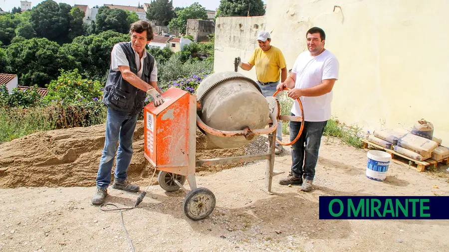 José Branco, de 63 anos, é pedreiro do Pinheiro Grande José Branco, de 63 anos, é pedreiro do Pinheiro Grande