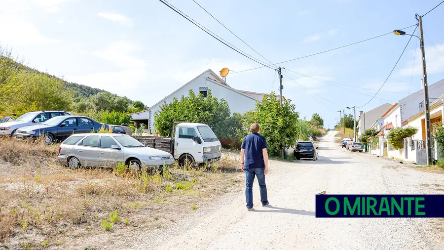 Donos de casas ilegais em VFX devem 14 milhões de euros ao município Donos de casas ilegais em VFX devem 14 milhões de euros ao município