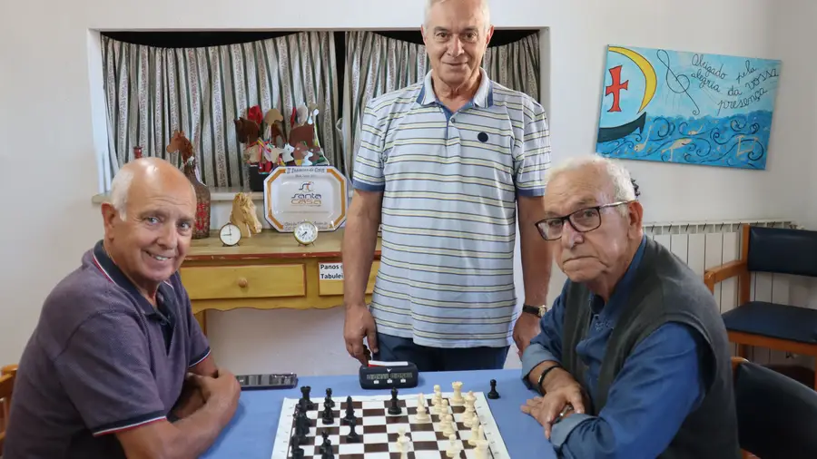 Aprender a jogar xadrez na Academia Sénior da Golegã Aprender a jogar xadrez na Academia Sénior da Golegã