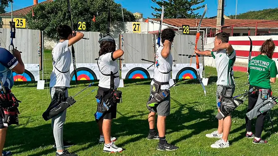 Tiro com Arco do Ateneu Cartaxense com títulos nacionais Tiro com Arco do Ateneu Cartaxense com títulos nacionais