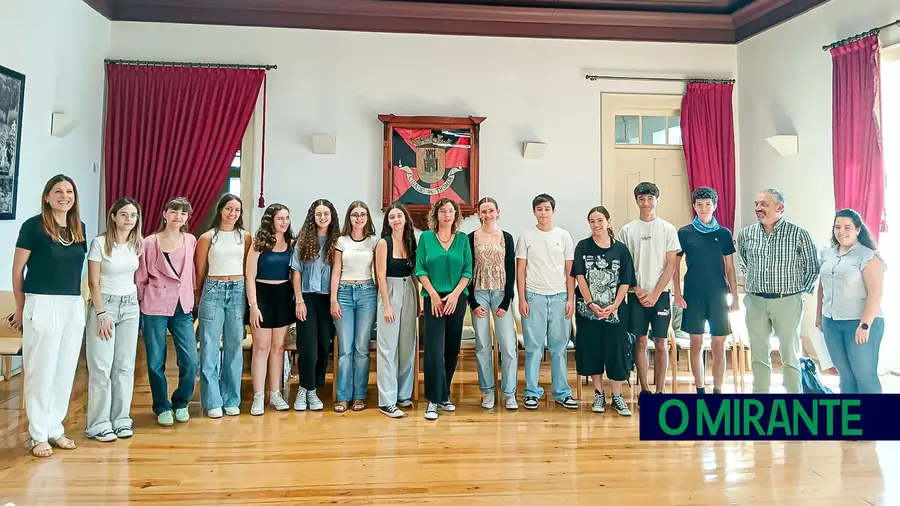 Voluntariado jovem em Tomar para desenvolver competências e espírito de cidadania Voluntariado jovem em Tomar para desenvolver competências e espírito de cidadania