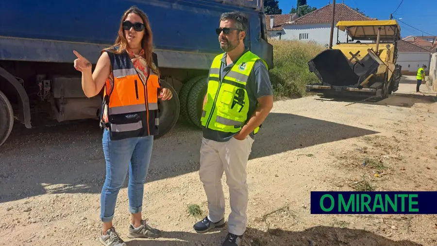 Alcatroamento de arruamentos na freguesia de Asseiceira