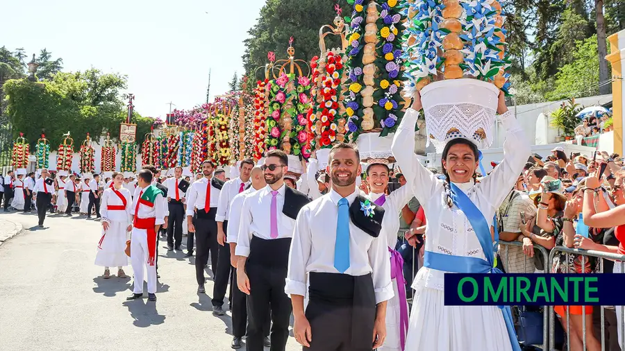 Festa dos Tabuleiros de Tomar vai estar na Festa do Avante