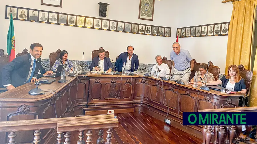 A troika chegou à Câmara de Santarém A troika chegou à Câmara de Santarém