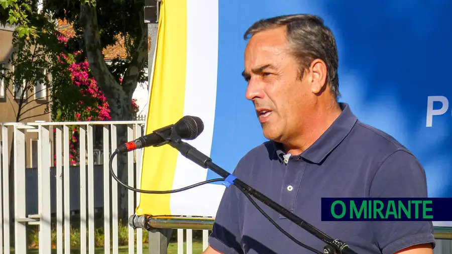 Carlos Coutinho garante continuidade de apoios aos bombeiros do concelho de Benavente Carlos Coutinho garante continuidade de apoios aos bombeiros do concelho de Benavente