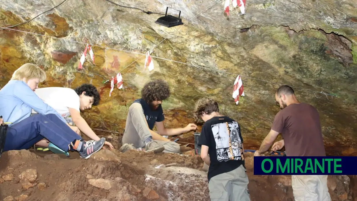 Novas descobertas na gruta da Avecasta em Ferreira do Zêzere