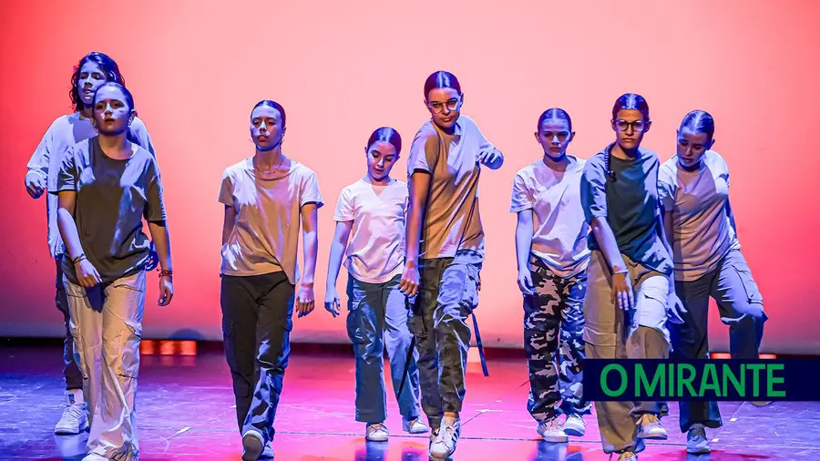 O auditório do Centro Cultural de Samora Correia recebeu em Junho a 6.ª Convenção Follow Dance