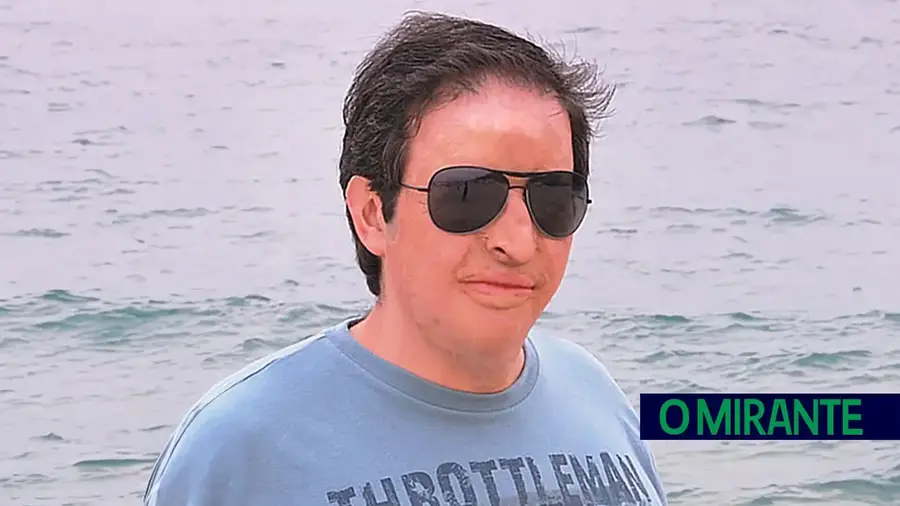Faleceu dono da Churrasqueira do Cartaxo ferido em incêndio em Abril Faleceu dono da Churrasqueira do Cartaxo ferido em incêndio em Abril