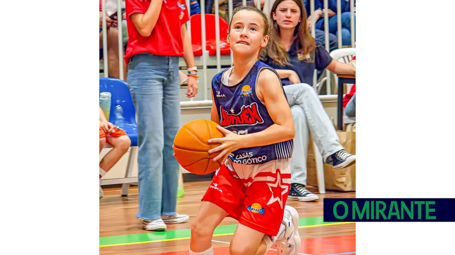 Santarém Basket inicia os treinos com 14 equipas Santarém Basket inicia os treinos com 14 equipas