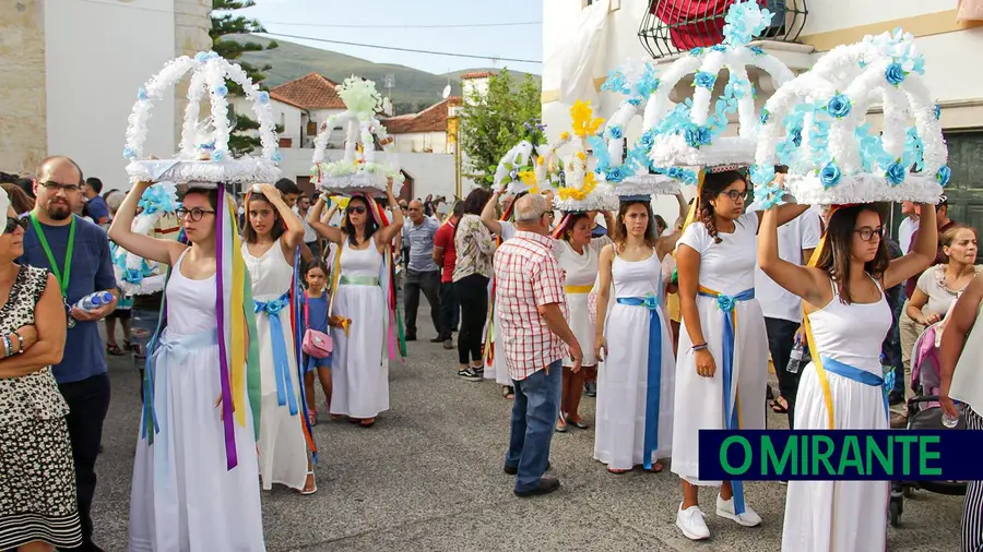Nossa Senhora Mãe dos Homens é a grande festa da aldeia de Pedrogão Nossa Senhora Mãe dos Homens é a grande festa da aldeia de Pedrogão
