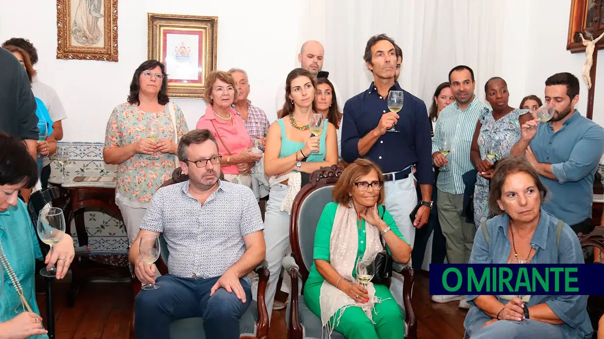 Conhecer a história, provar vinhos e apreciar a paisagem na Catedral de Santarém