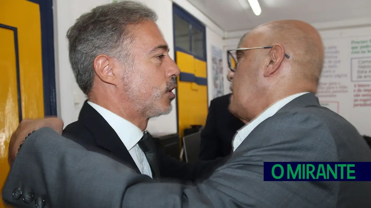 Momentos da visita do ministro Pedro Duarte à redacção de O MIRANTE