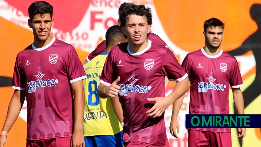 Fátima e Alverca empatam no Campeonato de Portugal em futebol Fátima e Alverca empatam no Campeonato de Portugal em futebol