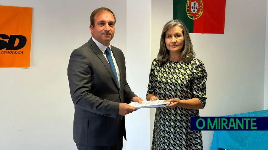Ricardo Oliveira é o novo líder distrital de Santarém do PSD e já aponta às autárquicas Ricardo Oliveira é o novo líder distrital de Santarém do PSD e já aponta às autárquicas