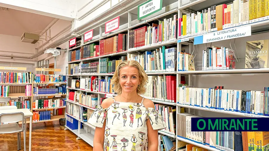 O desafio de enfrentar a pressão demográfica no Agrupamento de Escolas Cidade do Entroncamento O desafio de enfrentar a pressão demográfica no Agrupamento de Escolas Cidade do Entroncamento