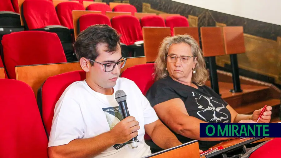 Agricultor e Junta de Abrigada e Cabanas de Torres às turras por causa de caminho Agricultor e Junta de Abrigada e Cabanas de Torres às turras por causa de caminho