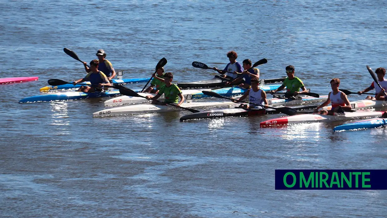 Prova de canoagem na Ribeira de Santarém juntou 210 atletas