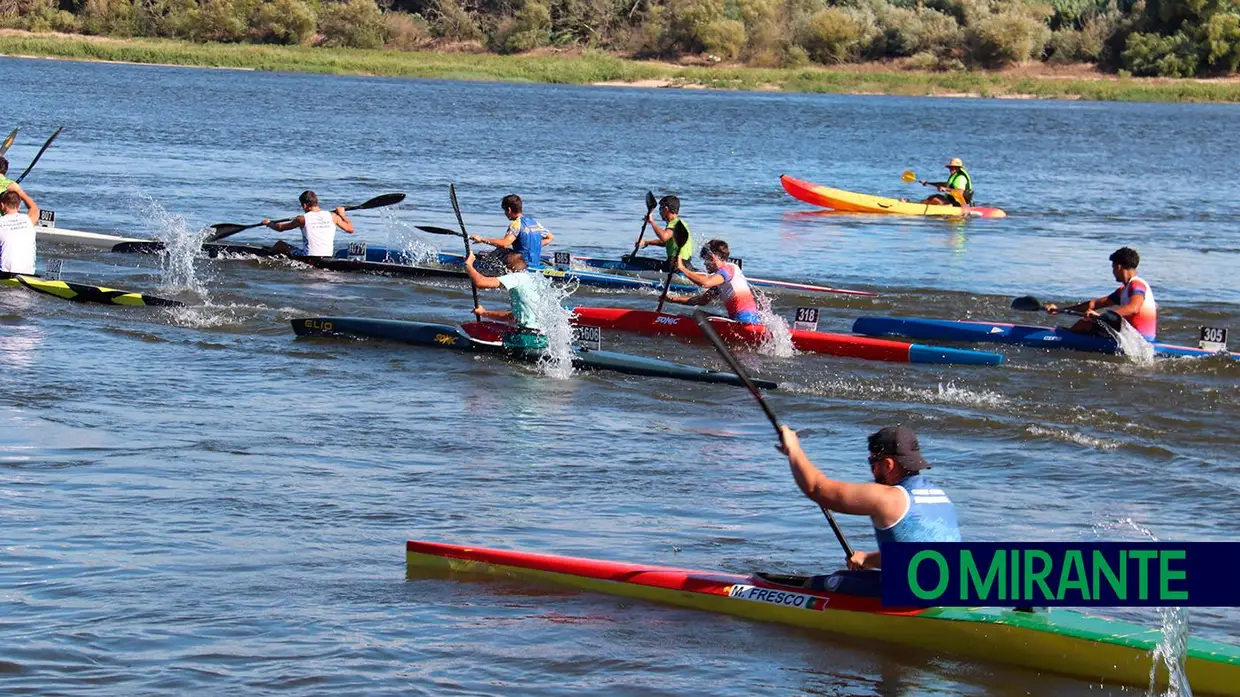 Prova de canoagem na Ribeira de Santarém juntou 210 atletas