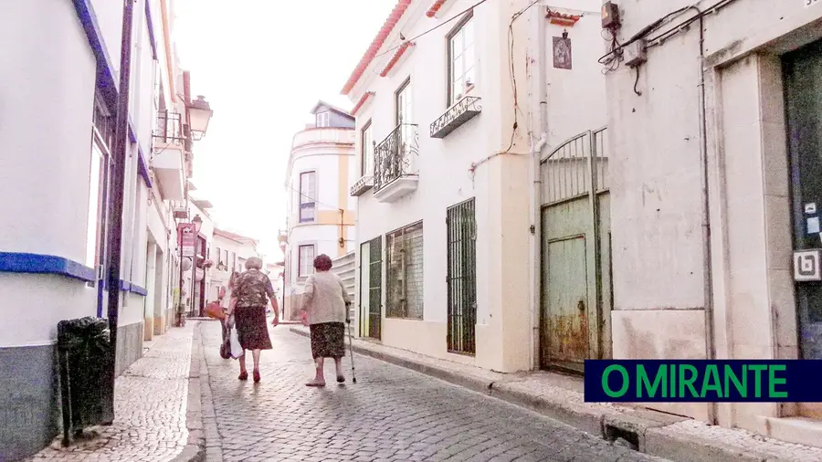 Coruche investe 63 mil euros no projecto Bairro Comercial Digital Coruche investe 63 mil euros no projecto Bairro Comercial Digital