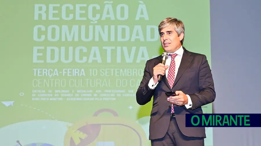 Cartaxo consegue 9 milhões para as obras na Escola 2,3 de Pontével Cartaxo consegue 9 milhões para as obras na Escola 2,3 de Pontével