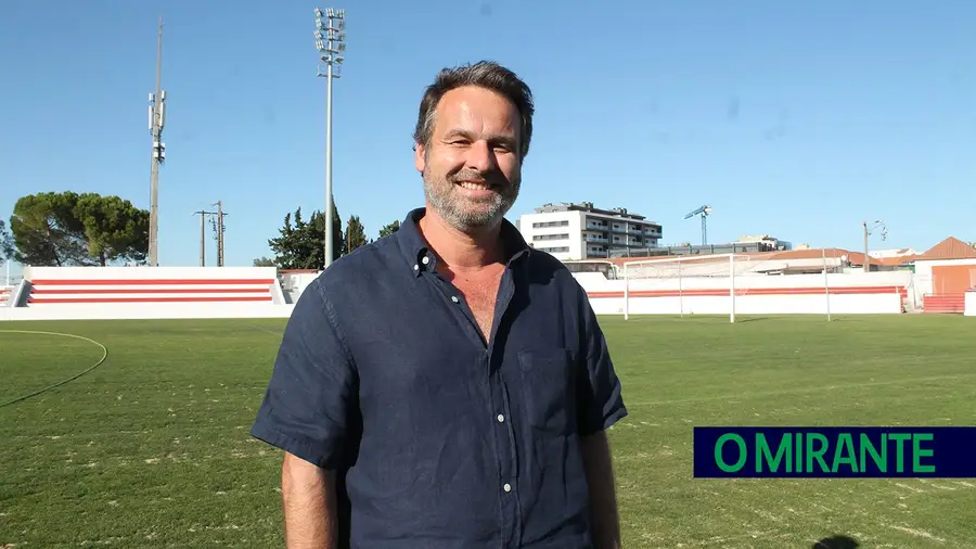 Pedro Patrício: o homem que gere hospitais e um clube de futebol Pedro Patrício: o homem que gere hospitais e um clube de futebol