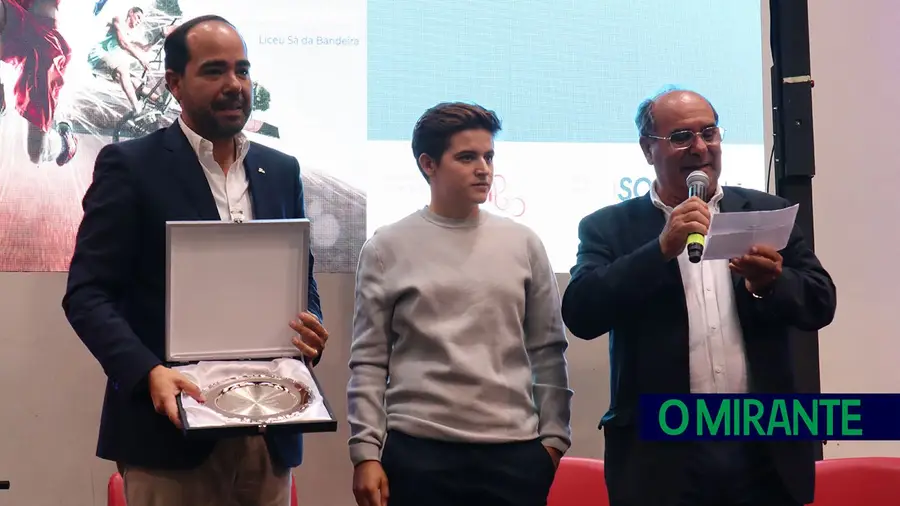 Ciclista olímpica Maria Martins homenageada em Santarém Ciclista olímpica Maria Martins homenageada em Santarém