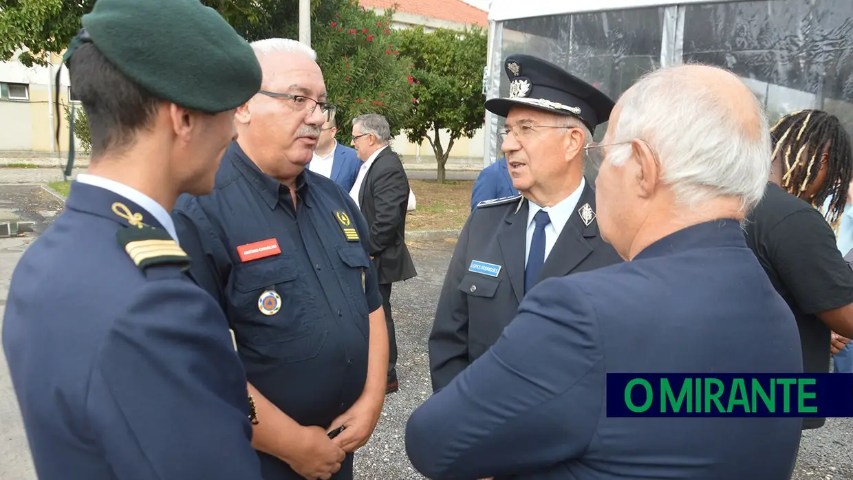 Vila Franca de Xira entregou terreno para novo tribunal à Ministra da Justiça